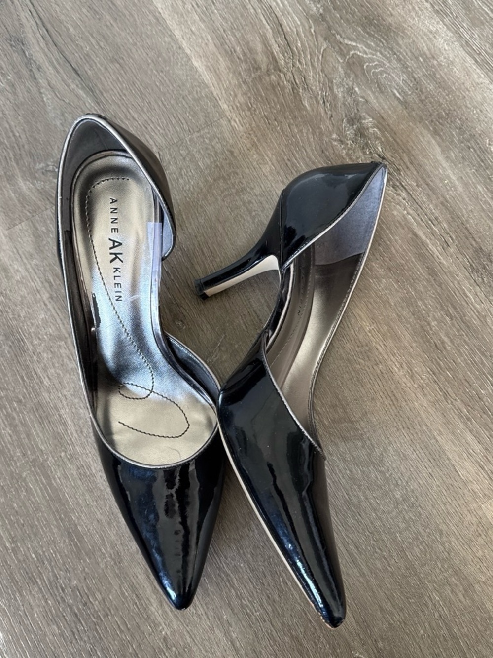 Anne Klein Black Patent Pointed Toe Pumps